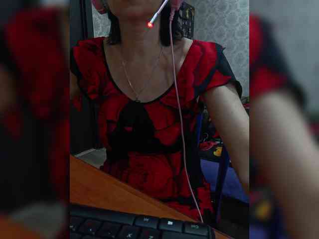 naked_taxi_dispatcher webcam