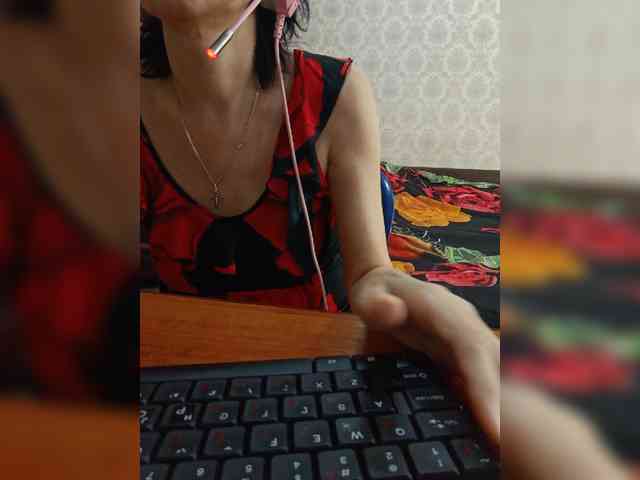 naked_taxi_dispatcher webcam