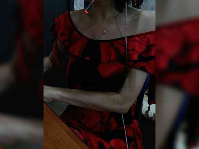 naked_taxi_dispatcher webcam
