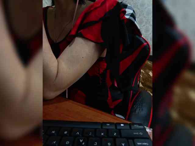 naked_taxi_dispatcher webcam