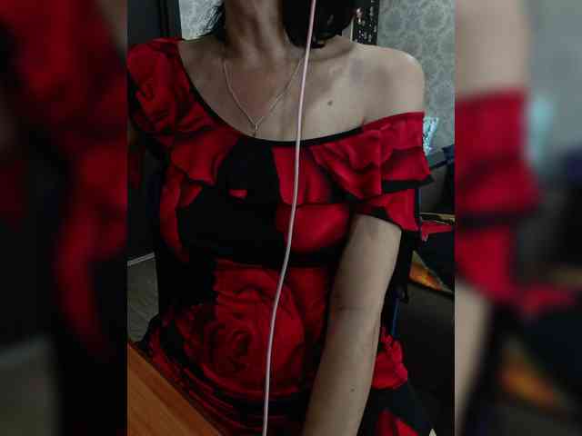 naked_taxi_dispatcher webcam