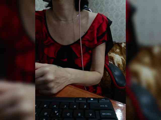 naked_taxi_dispatcher webcam
