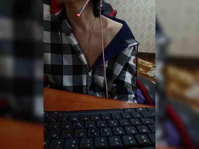 naked_taxi_dispatcher webcam