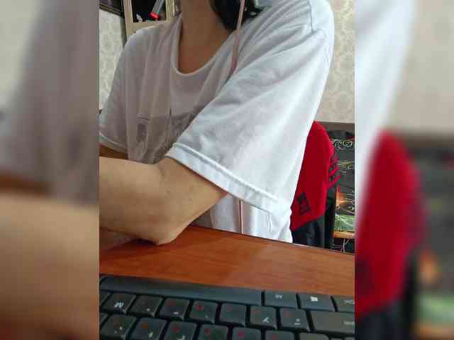 naked_taxi_dispatcher webcam