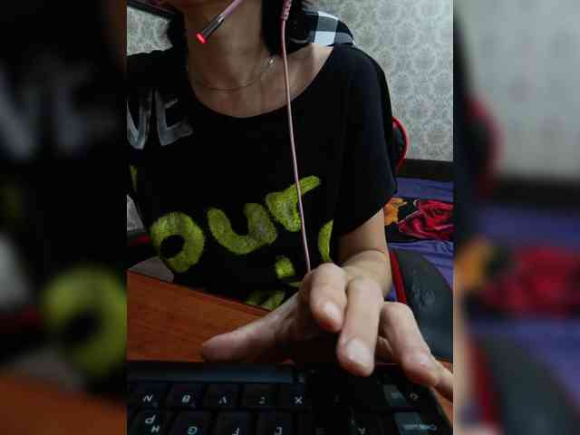 naked_taxi_dispatcher webcam