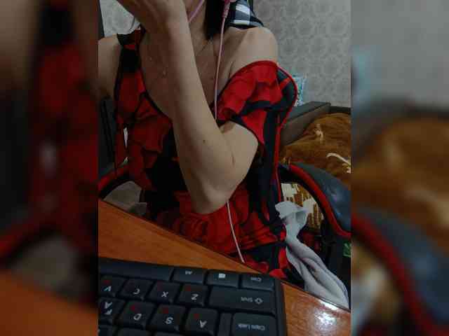 naked_taxi_dispatcher webcam