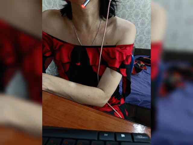 naked_taxi_dispatcher webcam