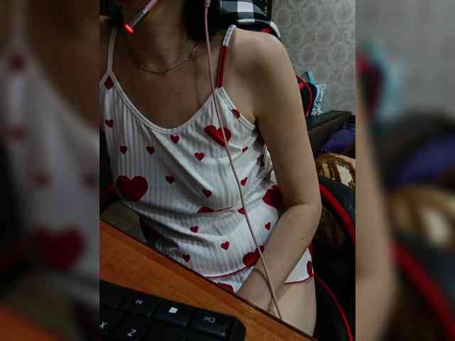 naked_taxi_dispatcher webcam