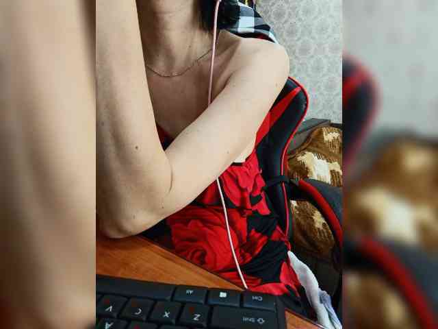naked_taxi_dispatcher webcam
