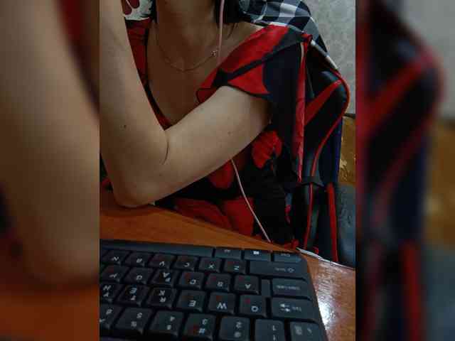 naked_taxi_dispatcher webcam