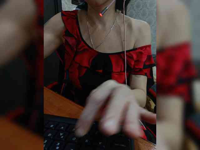 naked_taxi_dispatcher webcam