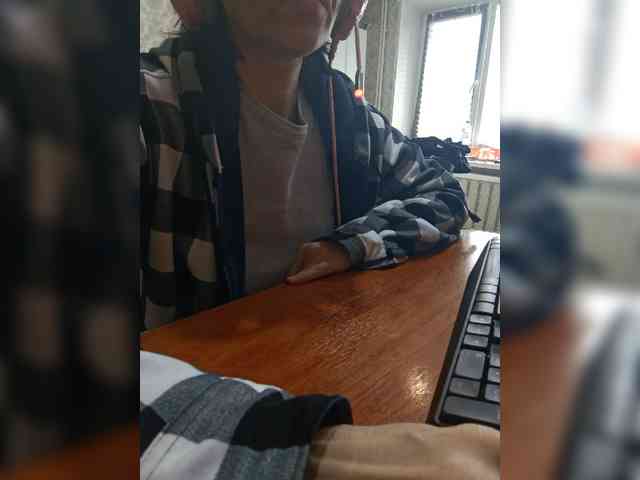 naked_taxi_dispatcher webcam