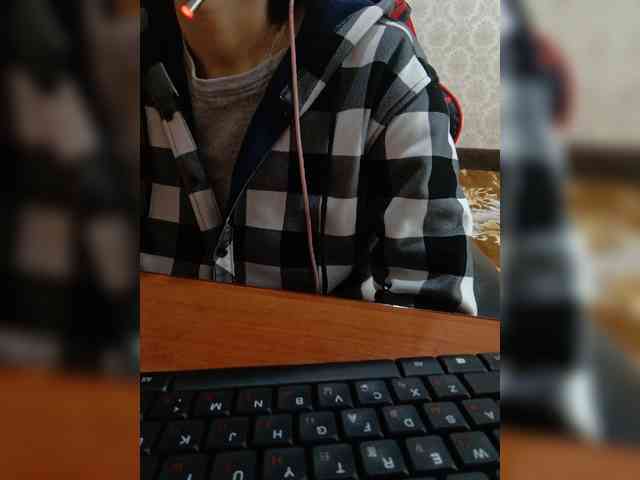 naked_taxi_dispatcher webcam