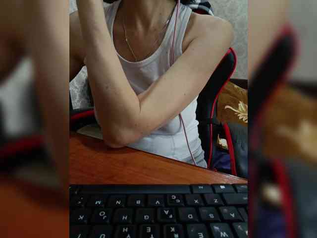 naked_taxi_dispatcher webcam