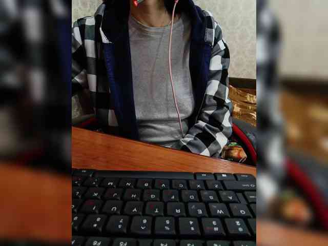 naked_taxi_dispatcher webcam