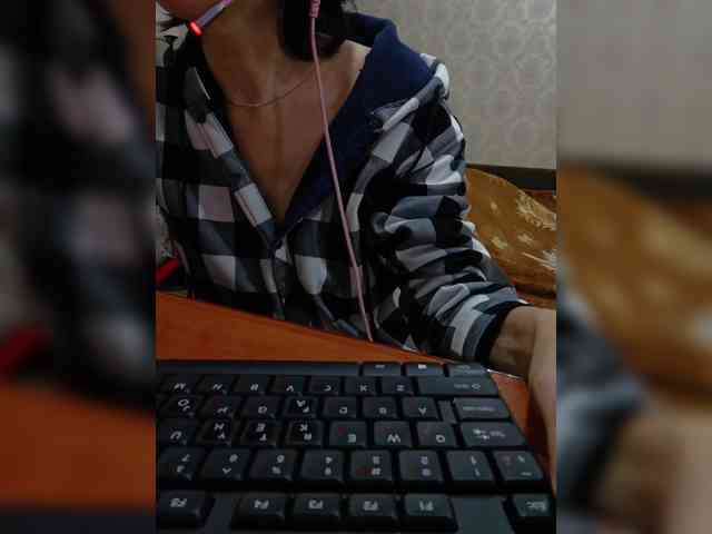 naked_taxi_dispatcher webcam