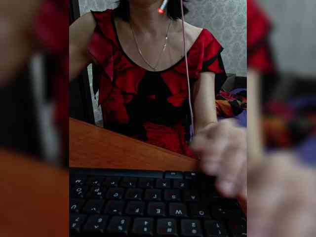 naked_taxi_dispatcher webcam