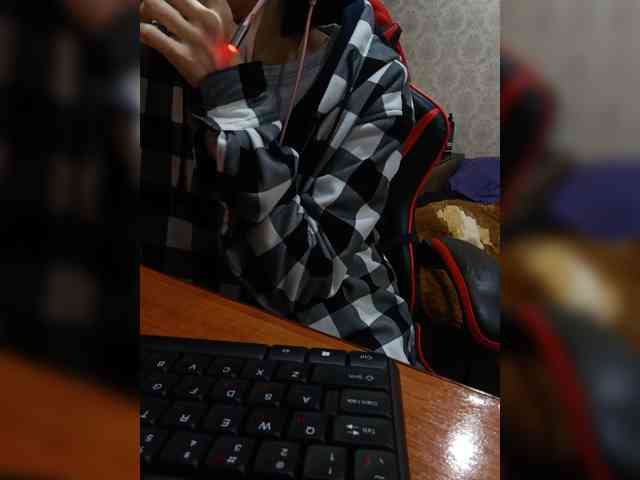 naked_taxi_dispatcher webcam