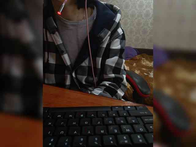 naked_taxi_dispatcher webcam