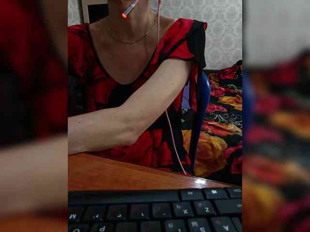 naked_taxi_dispatcher webcam