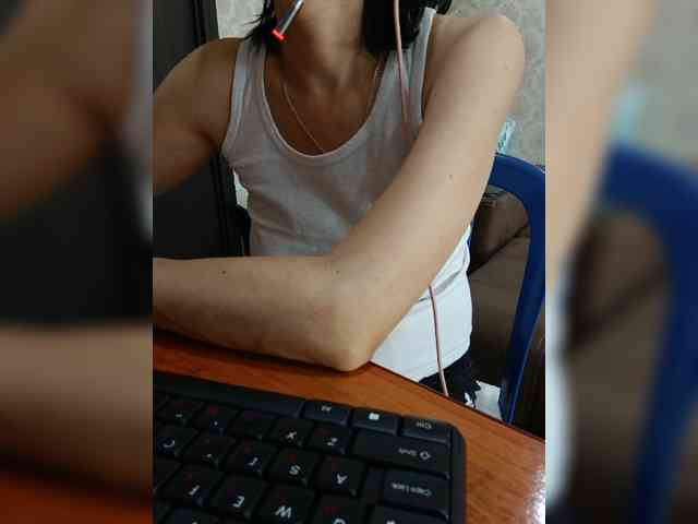 naked_taxi_dispatcher webcam