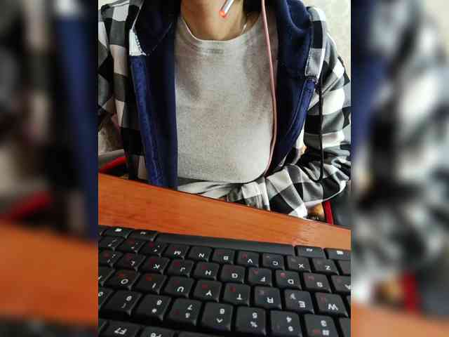 naked_taxi_dispatcher webcam