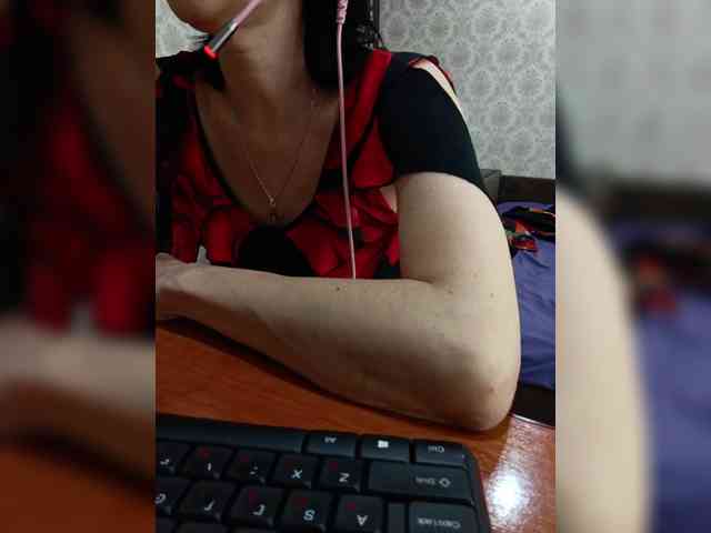 naked_taxi_dispatcher webcam