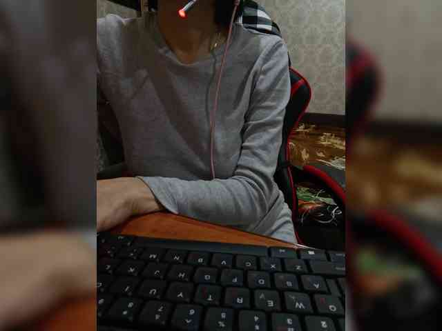 naked_taxi_dispatcher webcam