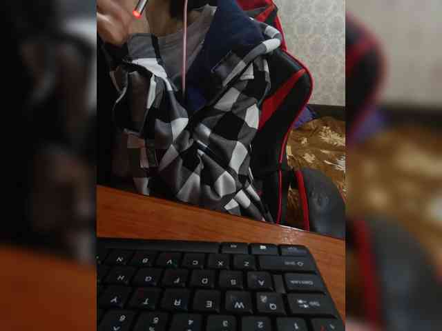 naked_taxi_dispatcher webcam