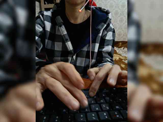 naked_taxi_dispatcher webcam