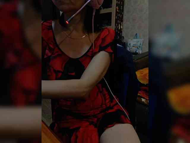 naked_taxi_dispatcher webcam