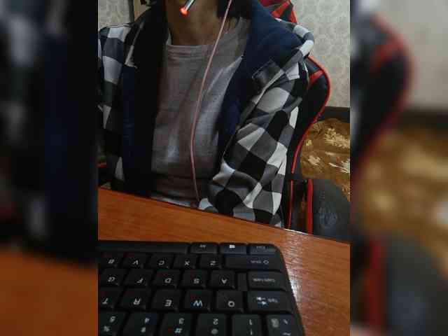 naked_taxi_dispatcher webcam