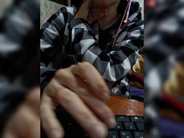 naked_taxi_dispatcher webcam