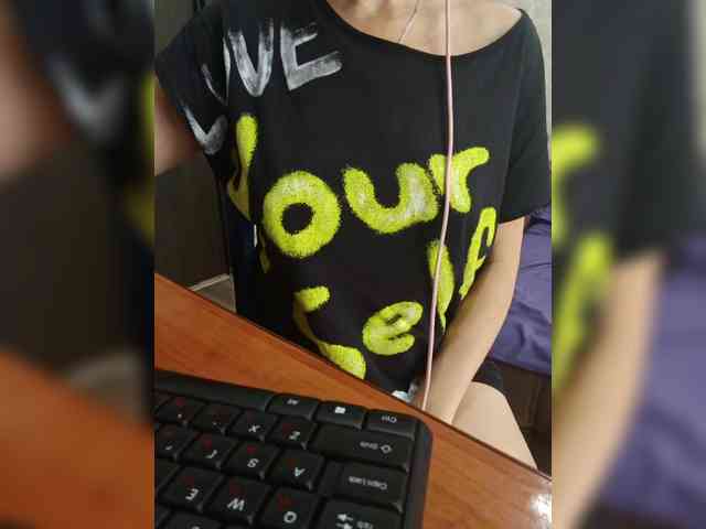 naked_taxi_dispatcher webcam