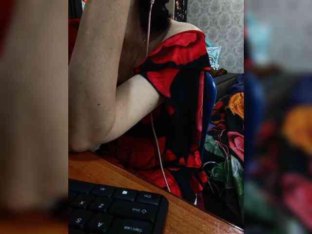 naked_taxi_dispatcher webcam