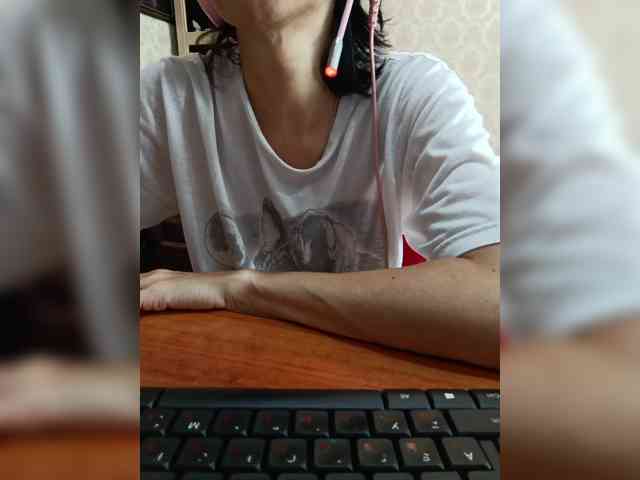 naked_taxi_dispatcher webcam