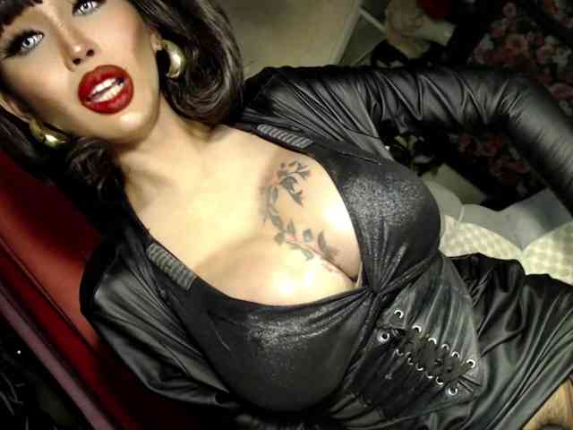 QUEENValentina