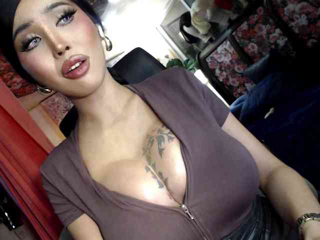 TsGoddessValenti... Live Webcam on BongaCams