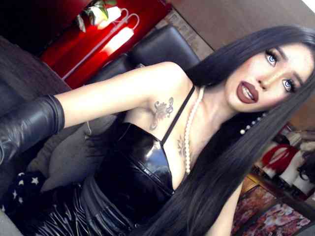 TsGoddessValenti... Live Webcam on BongaCams