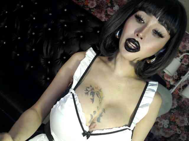 QUEENValentina