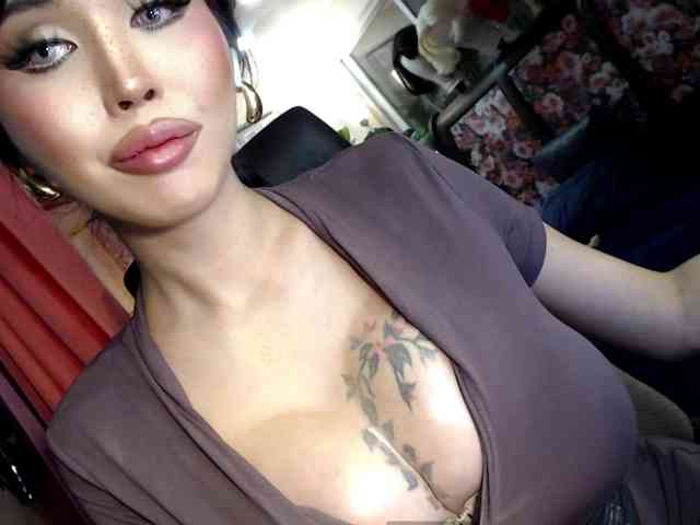 TsGoddessValenti... Live Webcam on BongaCams