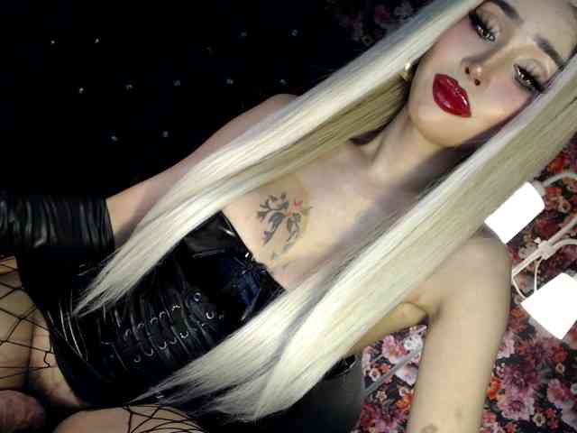 TsGoddessValenti... Live Webcam on BongaCams