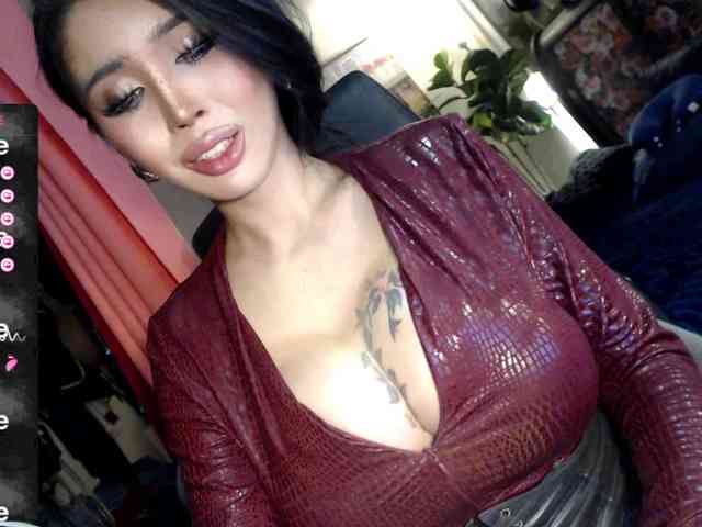 TsGoddessValenti... Live Webcam on BongaCams
