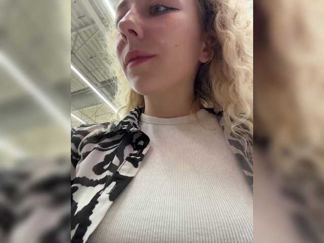 Janchi- live cam on BongaCams