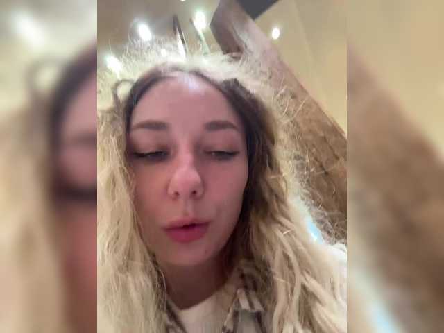 Janchi-'s BongaCams show and profile