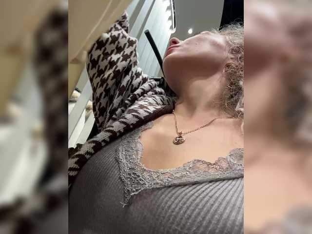 Live трансляция JJane- - slutnetki.online