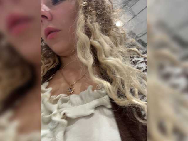 Janchi- live cam on BongaCams