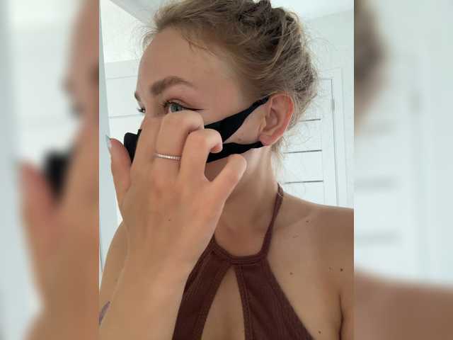 Sex chat gratuit in direct cu Janchi- pe BongaCams