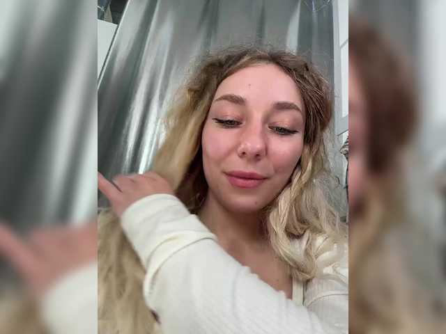 Janchi-'s BongaCams show and profile