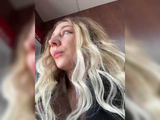 Janchi-'s BongaCams show and profile